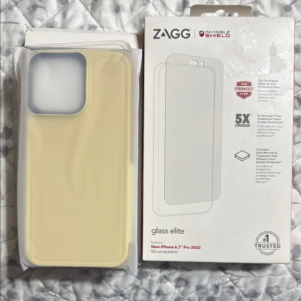 InvisibleShield Glass Elite for iPhone 6.7 Pro - pale yellow
